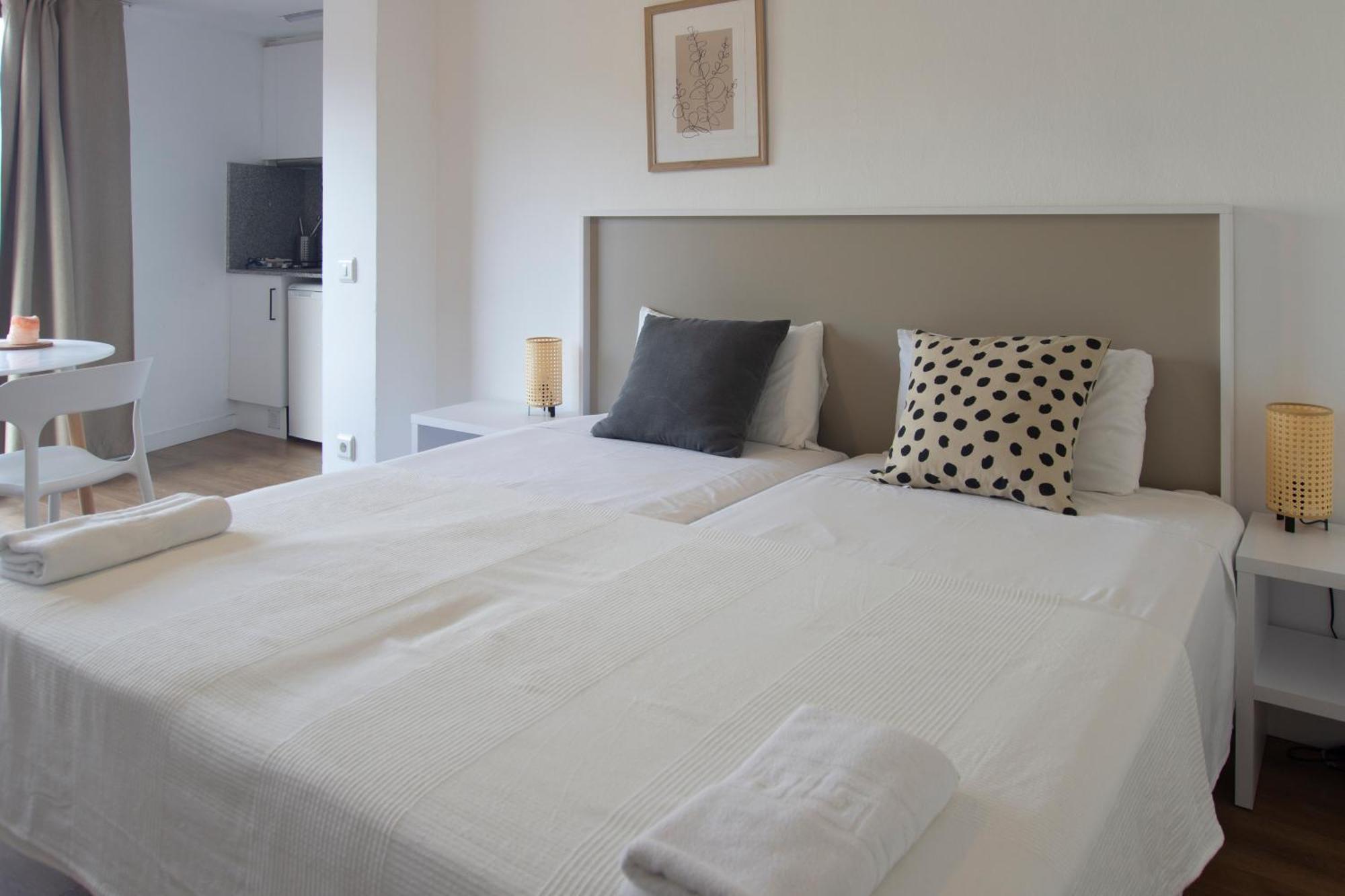Apartamentos El Sol II Tossa de Mar Szoba fotó