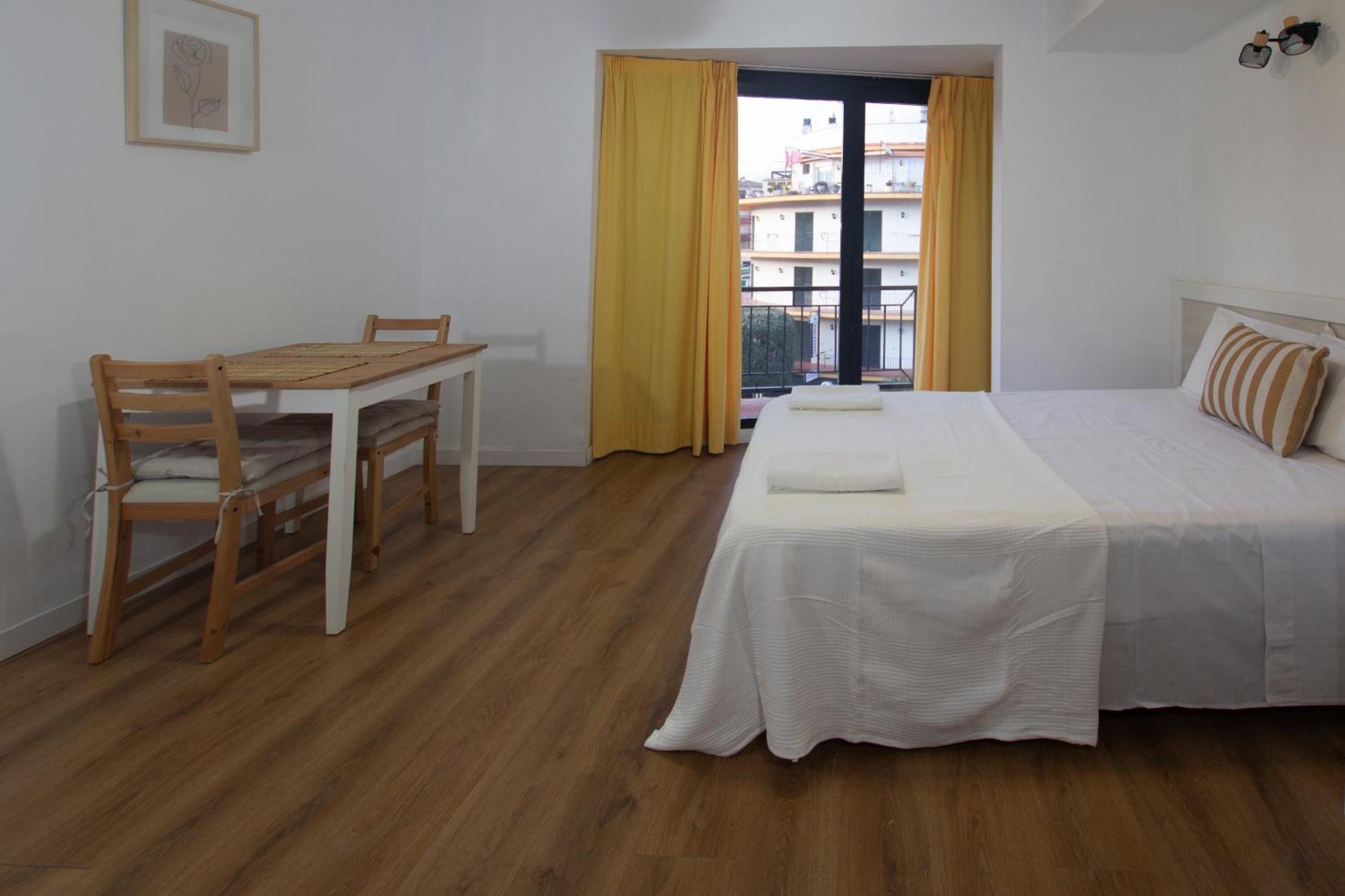 Apartamentos El Sol II Tossa de Mar Szoba fotó